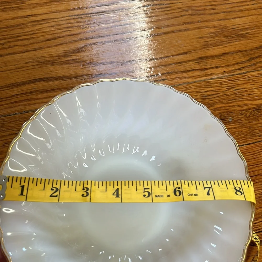 Anchor Hocking white swirl pattern serving bowl with gold trim. Vintage.